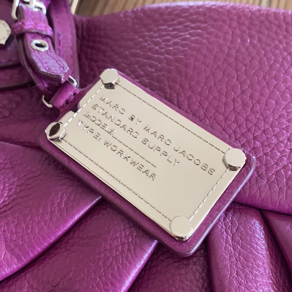 Marc by Marc Jacobs Classic Q City Bag in Electric Violet - Picture 3 of 11